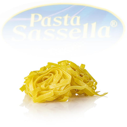 Frische, handgemachte Fettuccini all Uovo Bandnudel mit 6 mm Breite von Sassella, 500 g Packung