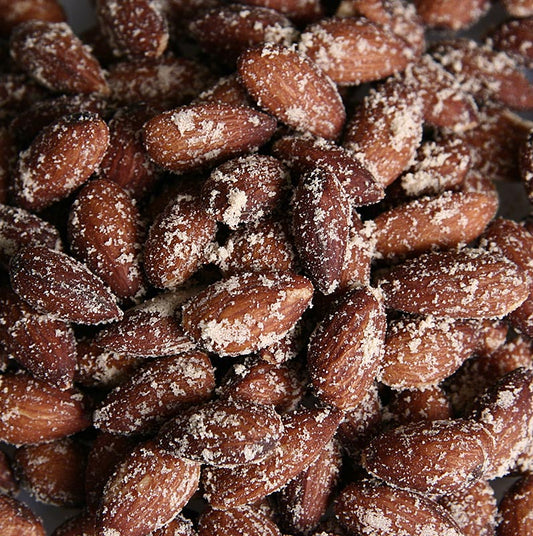 Premium 1 kg pack of whole, salted Rauchmandeln (smoked almonds) product