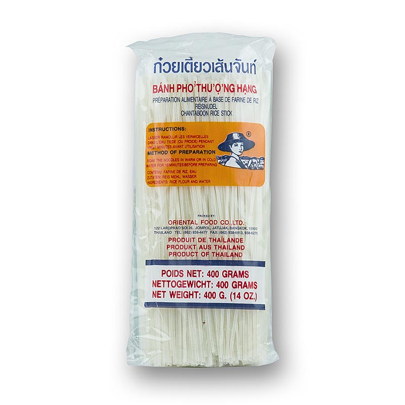 Close-up of 400g package of Reis Tagliatelle, 1mm wide, ideal for pasta lovers (English)