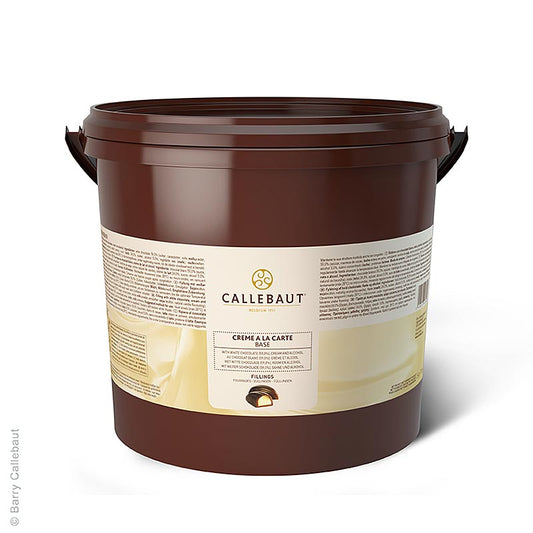 Alt text: Creme a la Carte Natur/Basis Ganache, a 5 kg product made with Callebaut chocolate, perfect for baking and confectionery