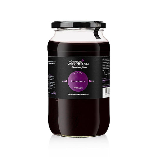 A 1 kg jar of delicious Brombeere fruit spread, perfect for breakfast