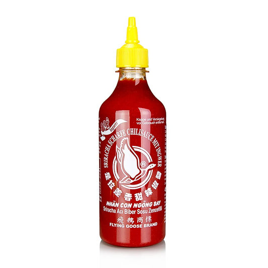 Spicy and flavorful Sriracha chili sauce with ginger in a convenient squeeze bottle, 455 ml by Flying Goose