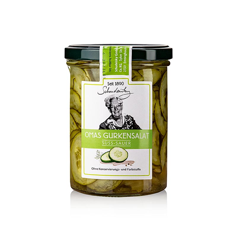 Delicious Omas Gurkensalat Schudeisky, a 400 g jar of traditional German cucumber salad