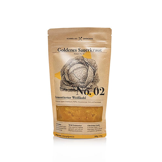 Golden Sauerkraut, a 300g product of Schnelles Grünzeug, made of fermented white cabbage and turmeric, perfect for a healthy and flavorful addition to your meals