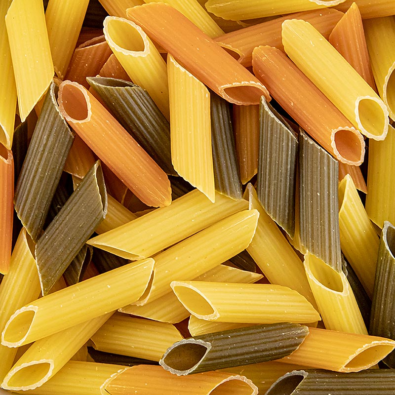 Acolore Fantasia Nudeln Penne Tricolore, Casa Rinaldi, 500 g - hochwertige, bunte Pasta in Penne-Form, die sich ideal für vielfältige Gerichte eignet