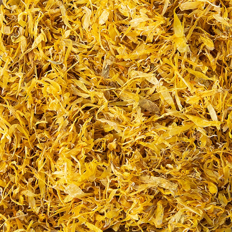 Dried 100g of Ringelblumenblüten (Marigold Blossoms) packaged in a bag