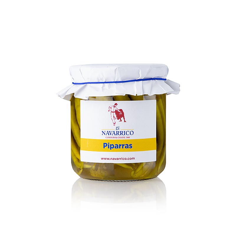 Piparras /Guindillas, milde Peperoni in Weinessig, Navarrico, 300 g - a delicious Spanish condiment of mild peppers pickled in wine vinegar