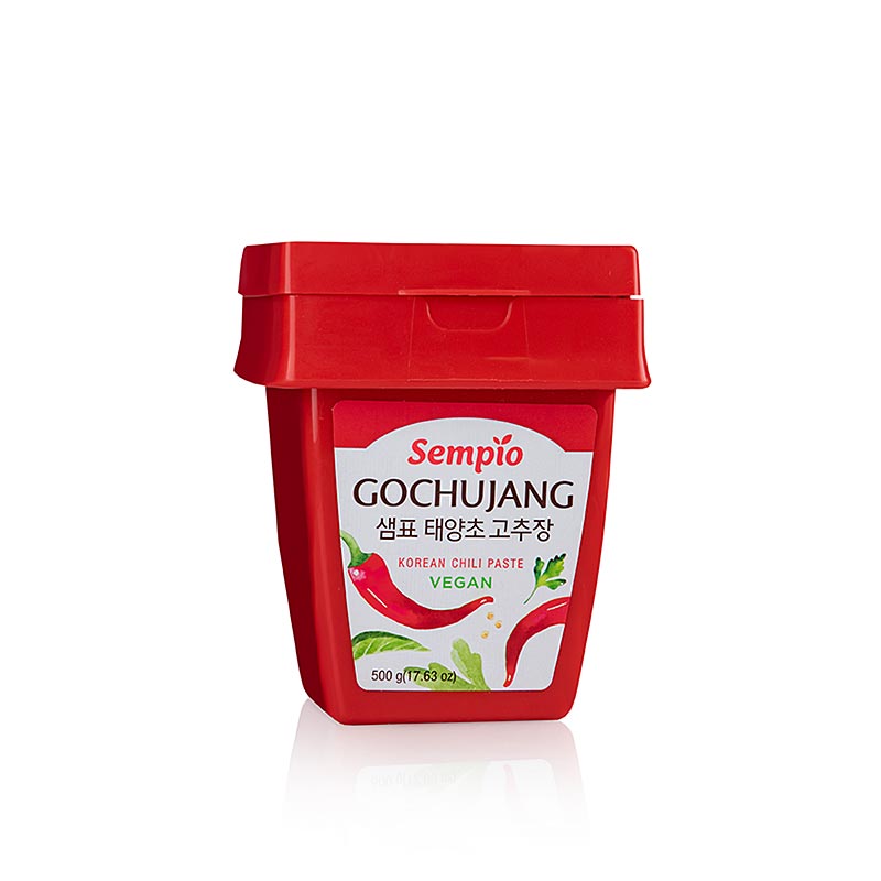 Gochujang - Chili Paste, scharf, vegan, Sempio Korea, 500 g - a flavorful and spicy Korean condiment in a 500g container (English)