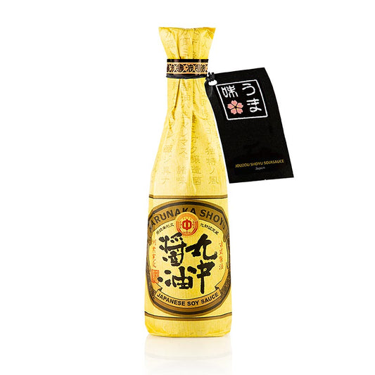 Alt text: A 720 ml bottle of Jouzou Shoyu Soja-Sauce from Marunaka, Japan, a traditional and authentic Japanese soy sauce